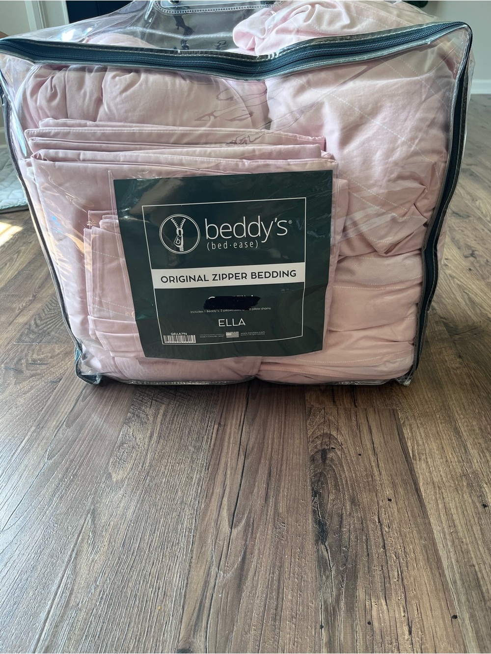 Ella’s Light Pink Beddys Full Size Comforter